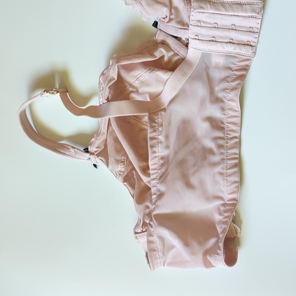 Cacique Unlined Curvy Balconette Size 50C Light Pink Blush Mesh Lace Romance - Picture 6 of 14